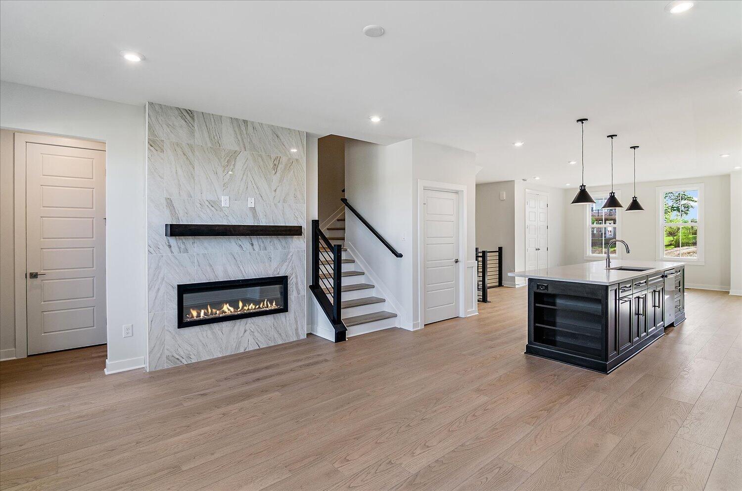 09-Living Room