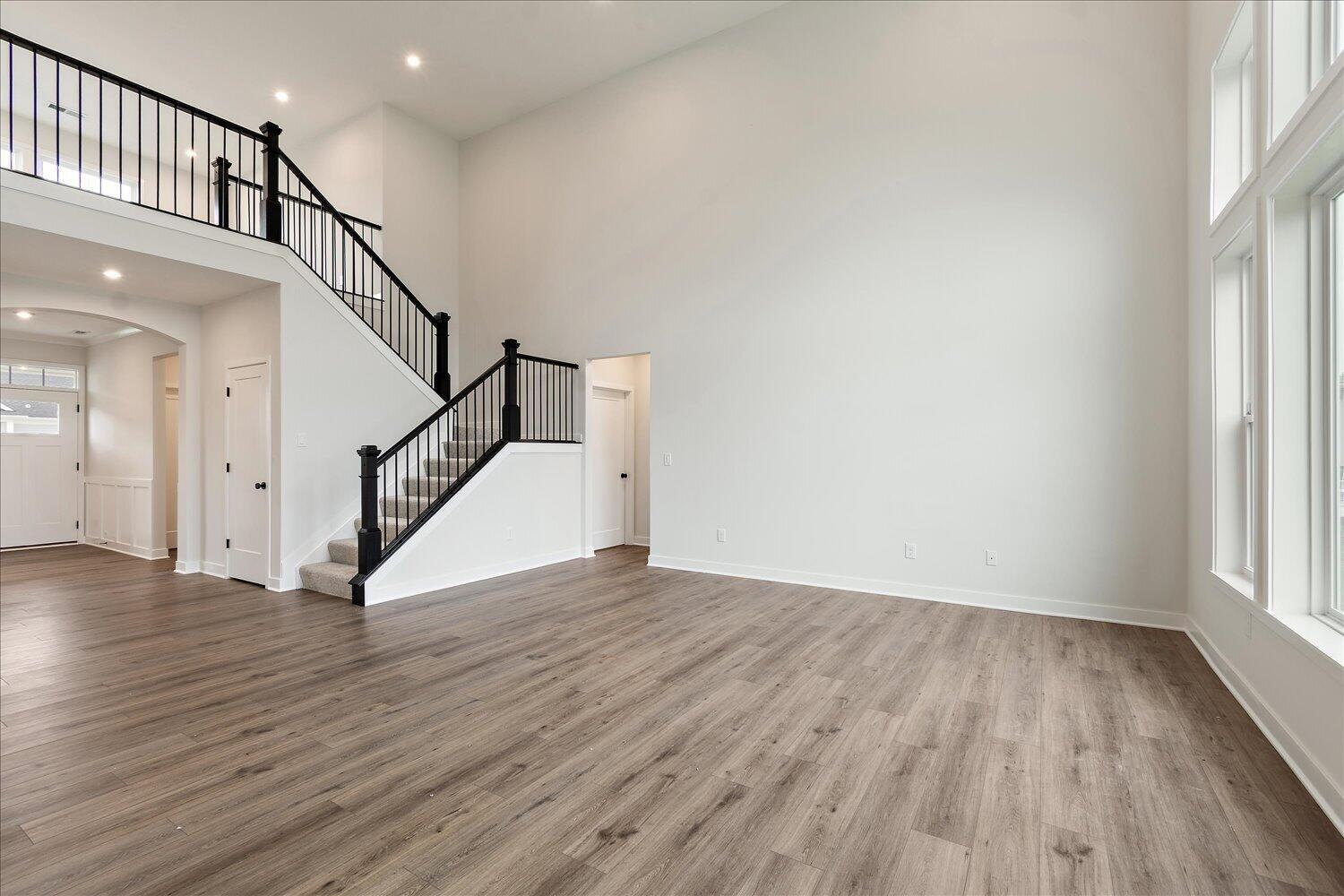 09-Living Room