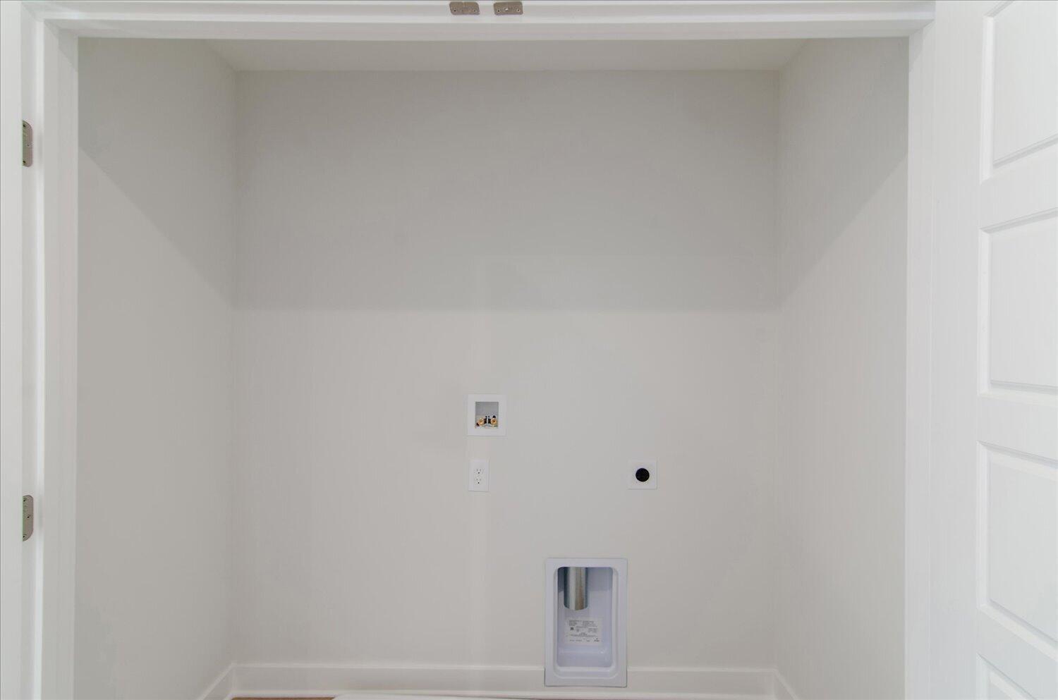 30-Laundry Area