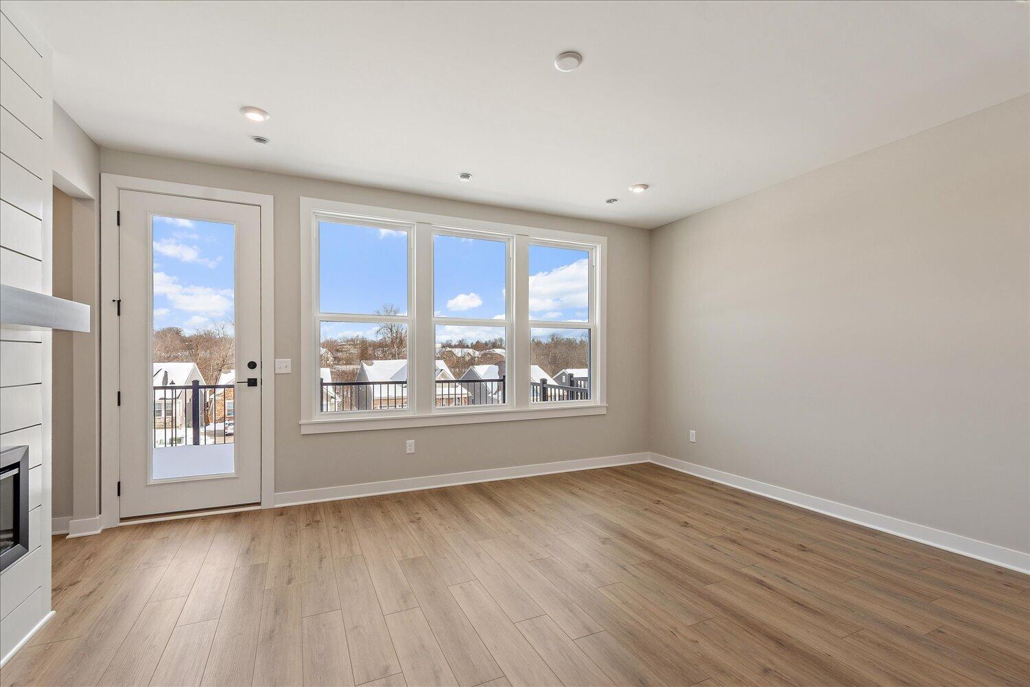 08-Living Room