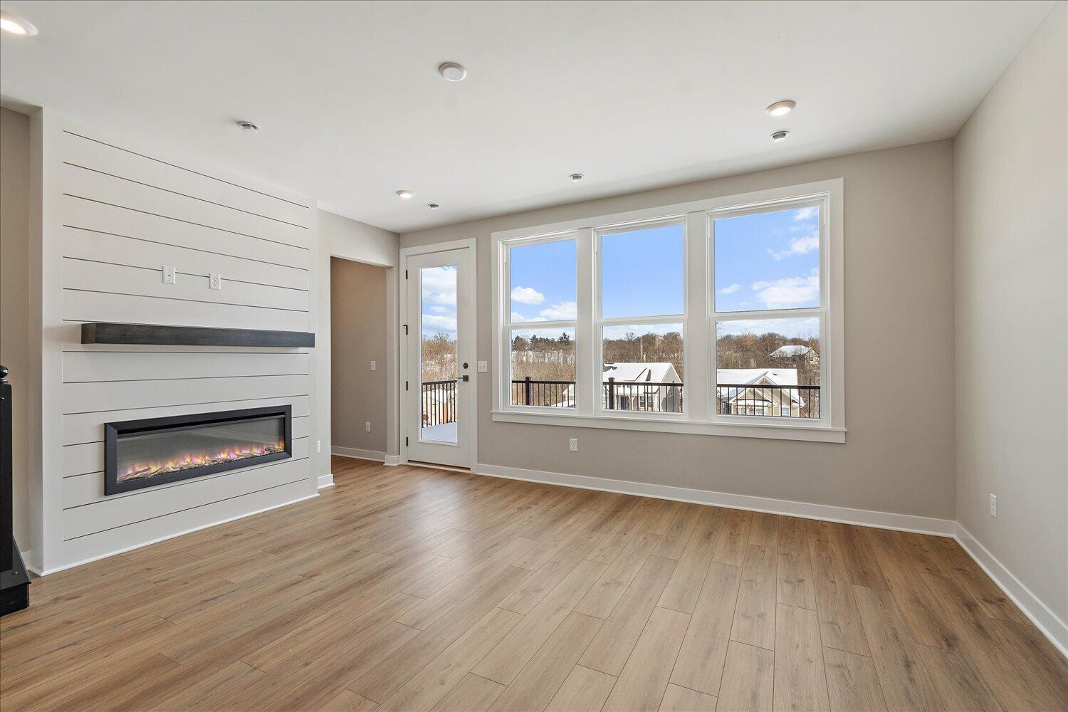 09-Living Room