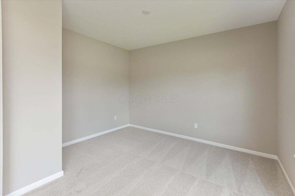 16-Family Room