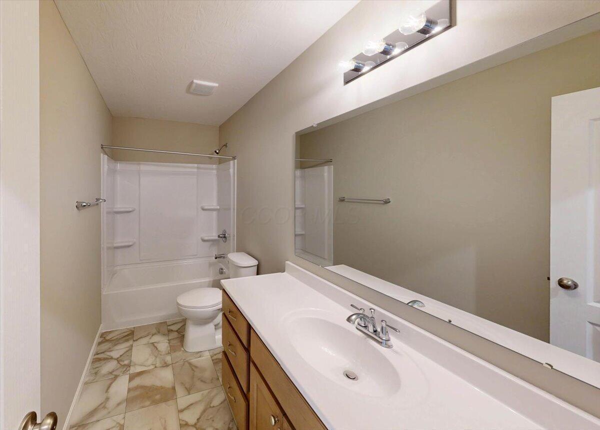 30-Hall Bath