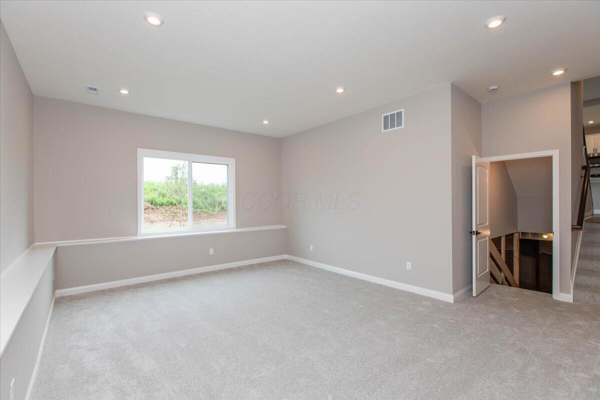 17-Family Room