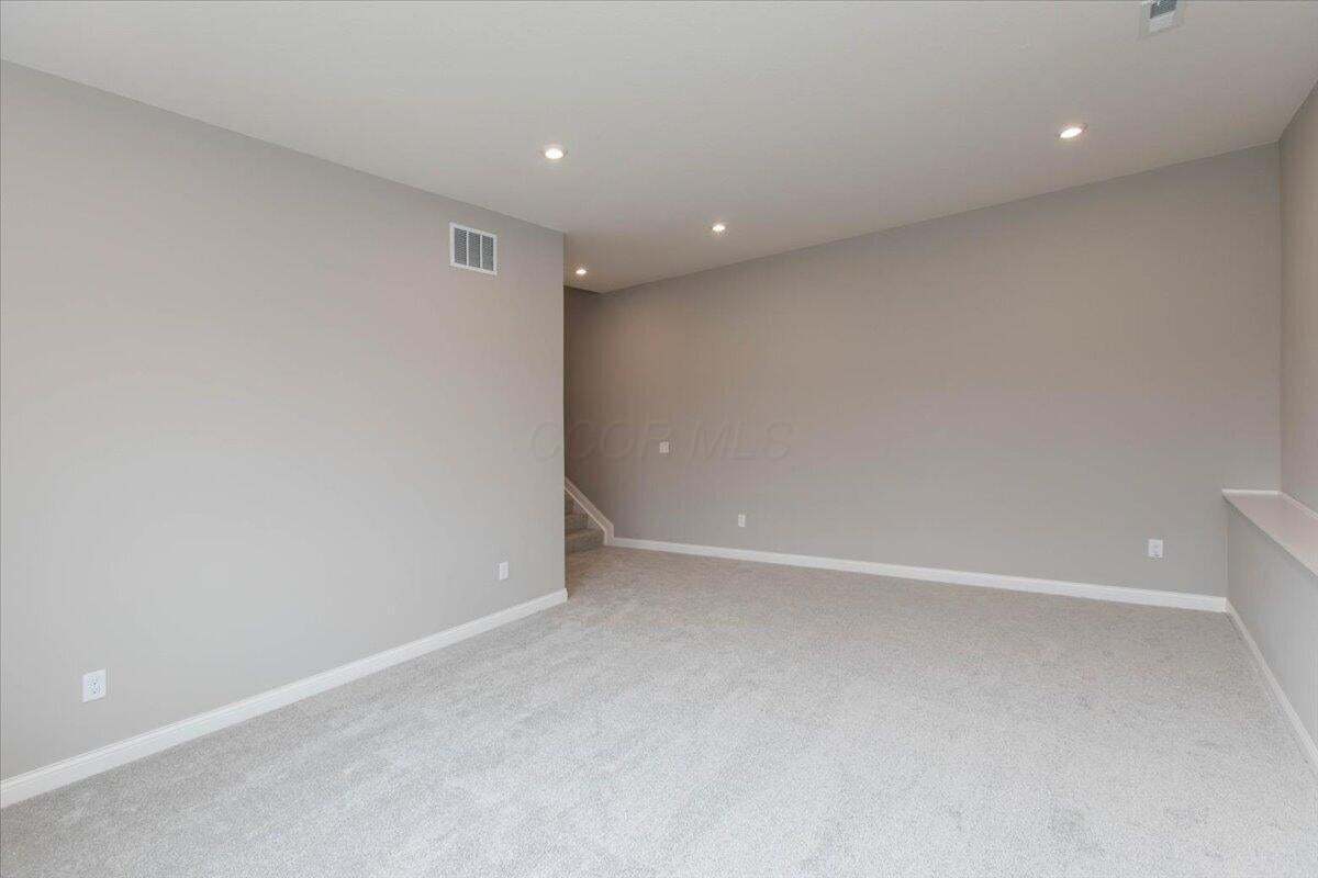 18-Family Room