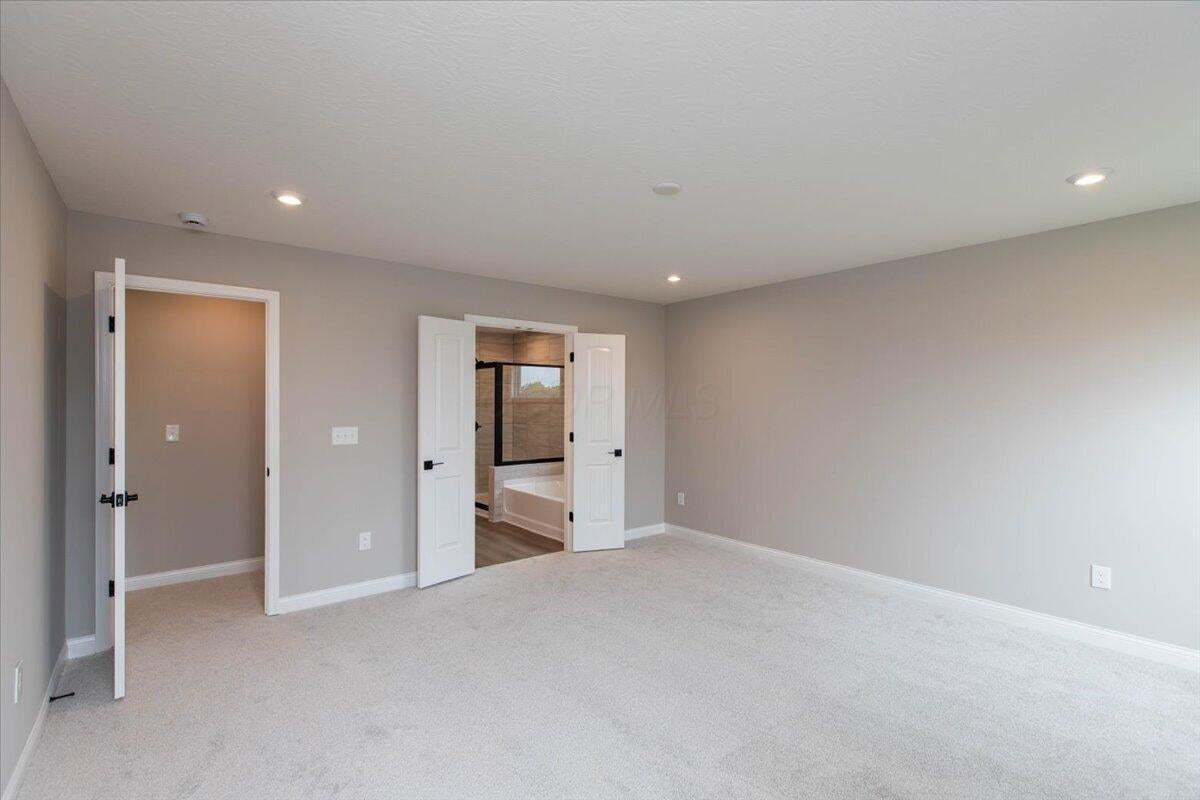 22-Primary Bedroom