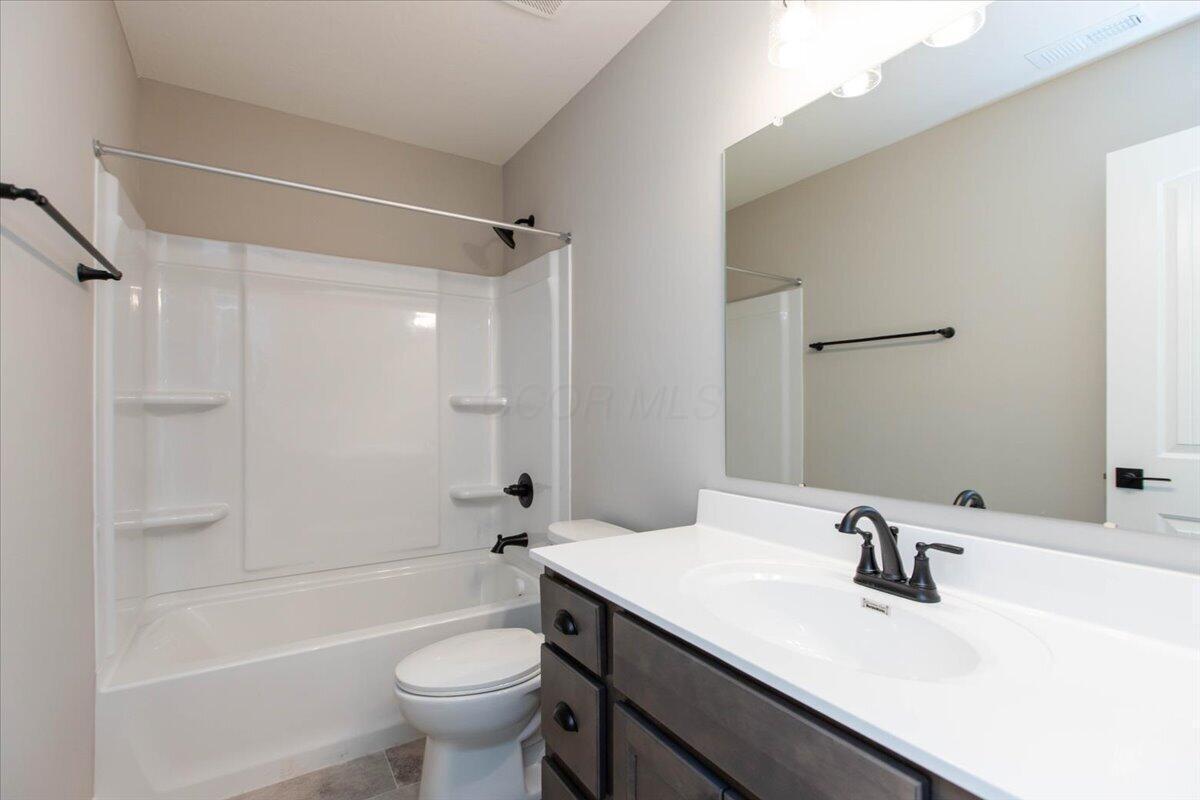 31-Hall Bath