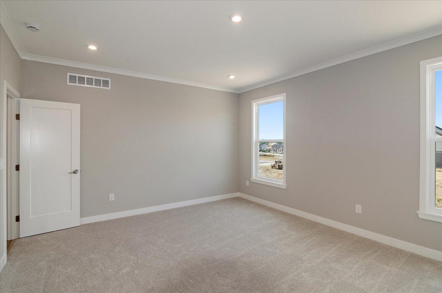 17-Primary Bedroom