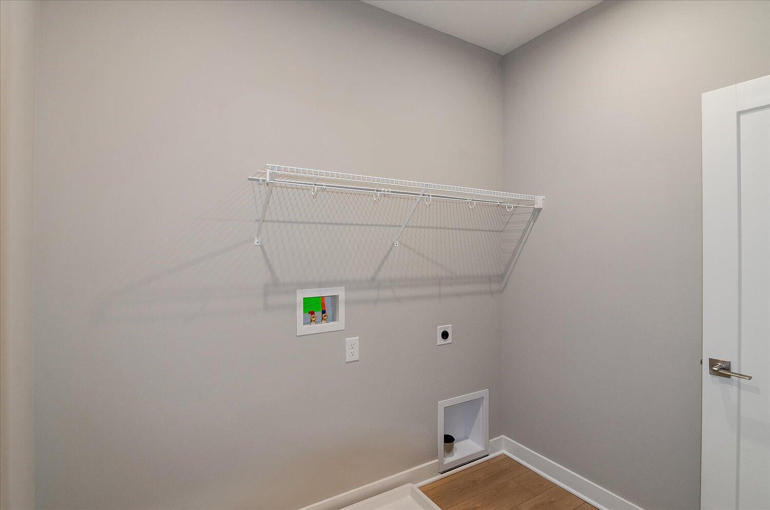 25-Laundry Room