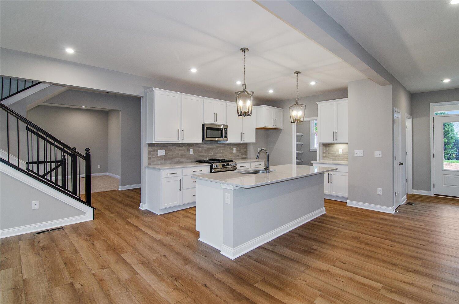 02-Kitchen