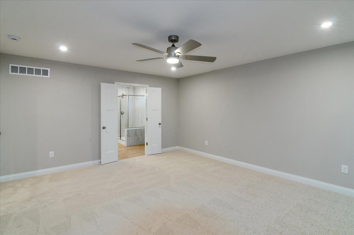 19-Primary Bedroom