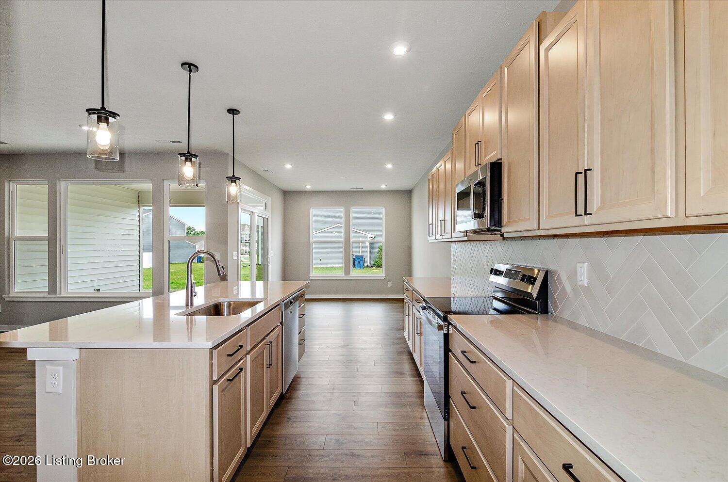 03-Kitchen