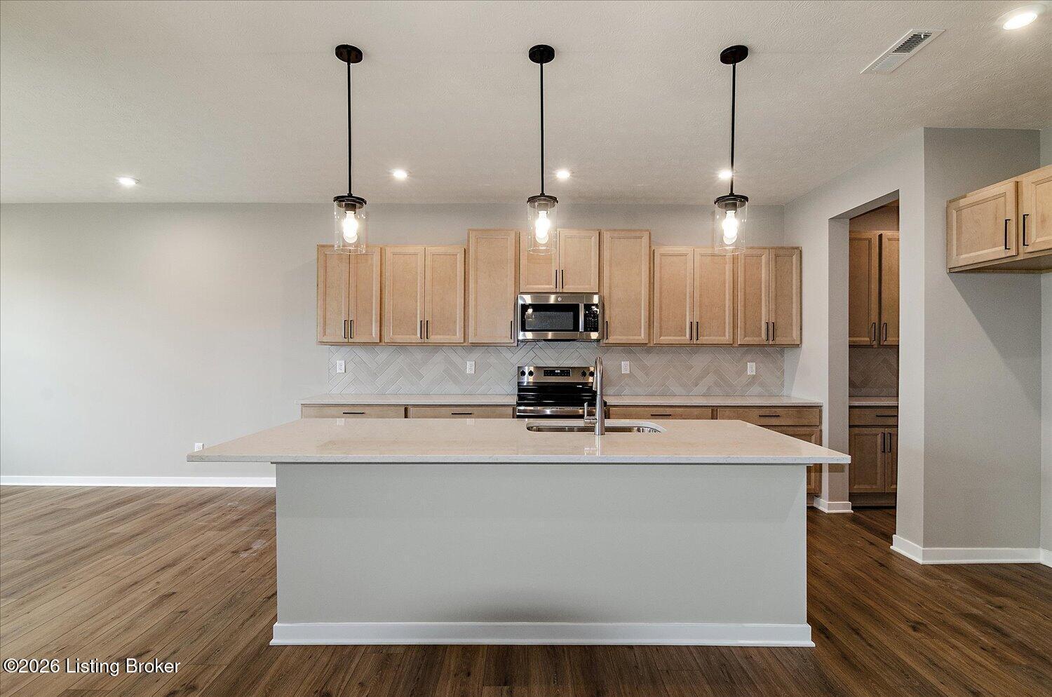 04-Kitchen