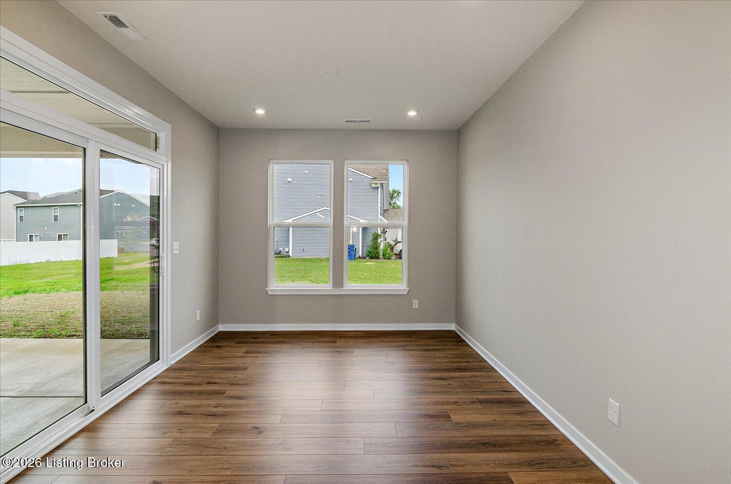 08-Dining Room