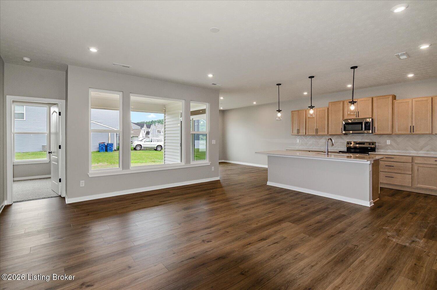 12-Living Room