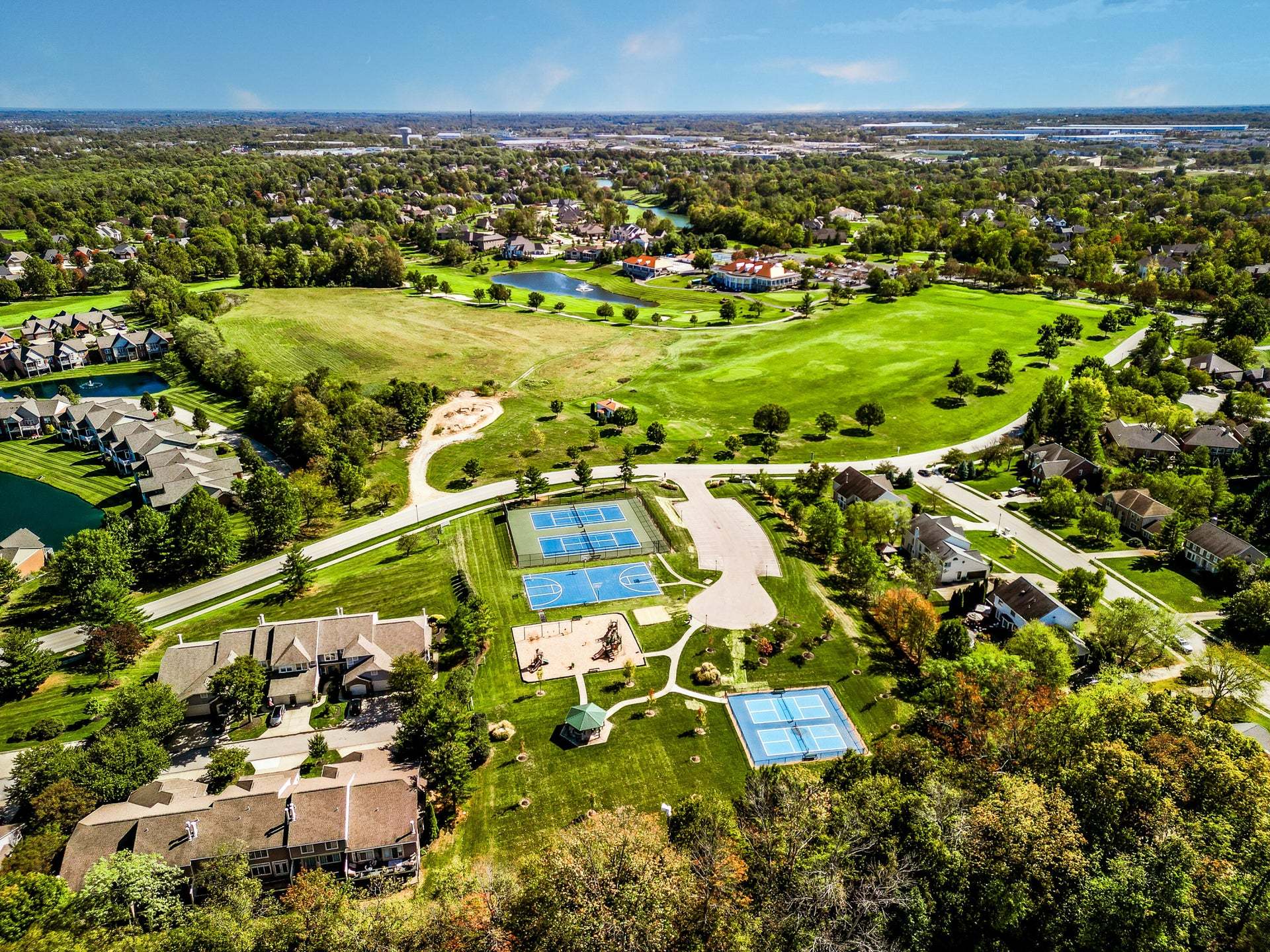 triple-crown_country-club-aerial_0fh0351