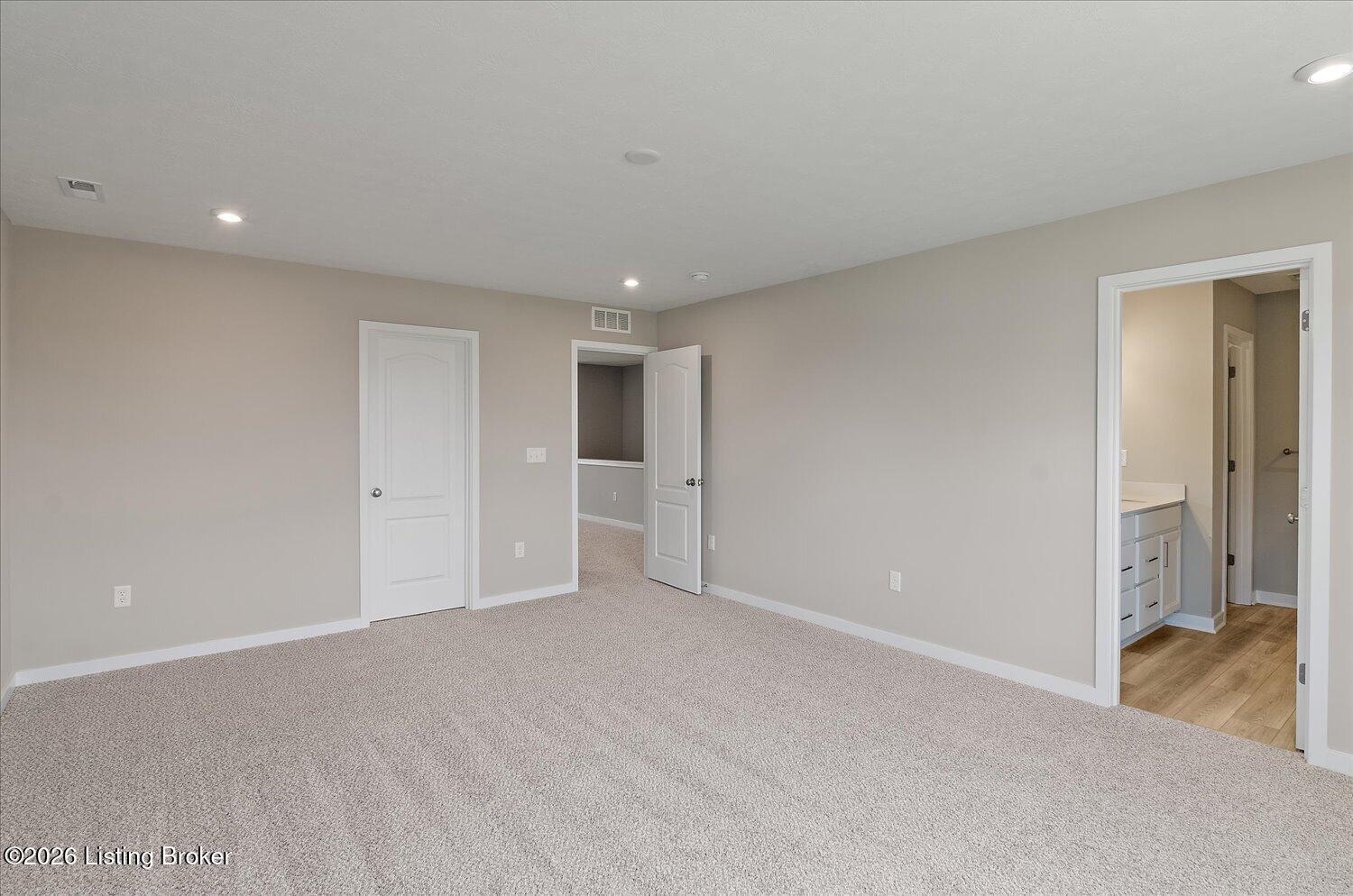 17-Primary Bedroom