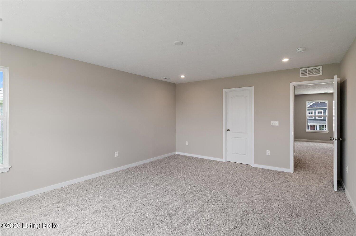 18-Primary Bedroom