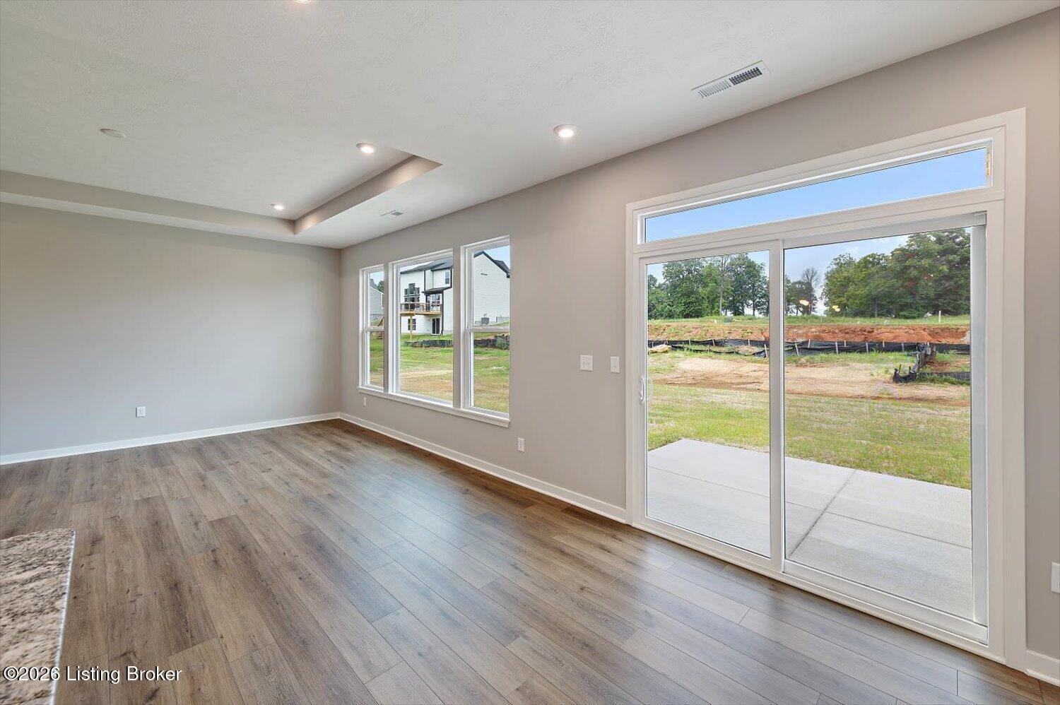 07-Dining Area