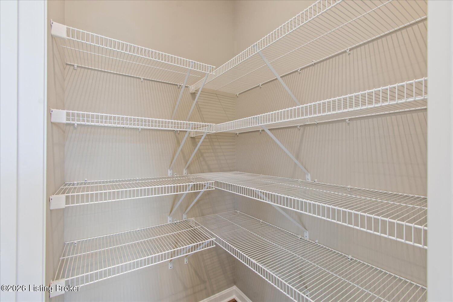 06-Pantry