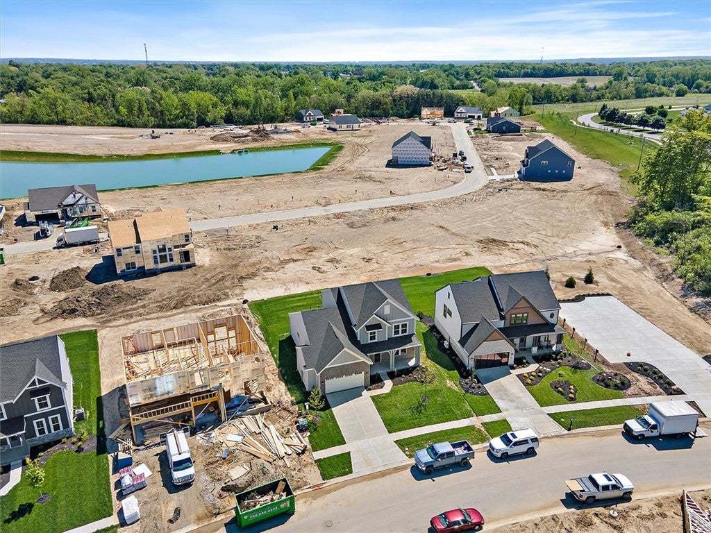 An aerial view captures a vibrant neighborhood und