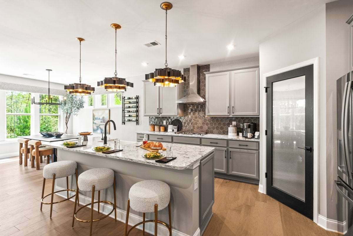 casa en Savannah Lakes por Fischer Homes