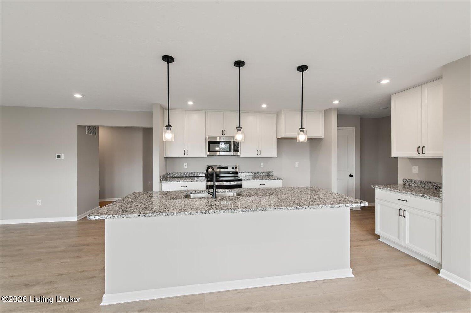 04-Kitchen