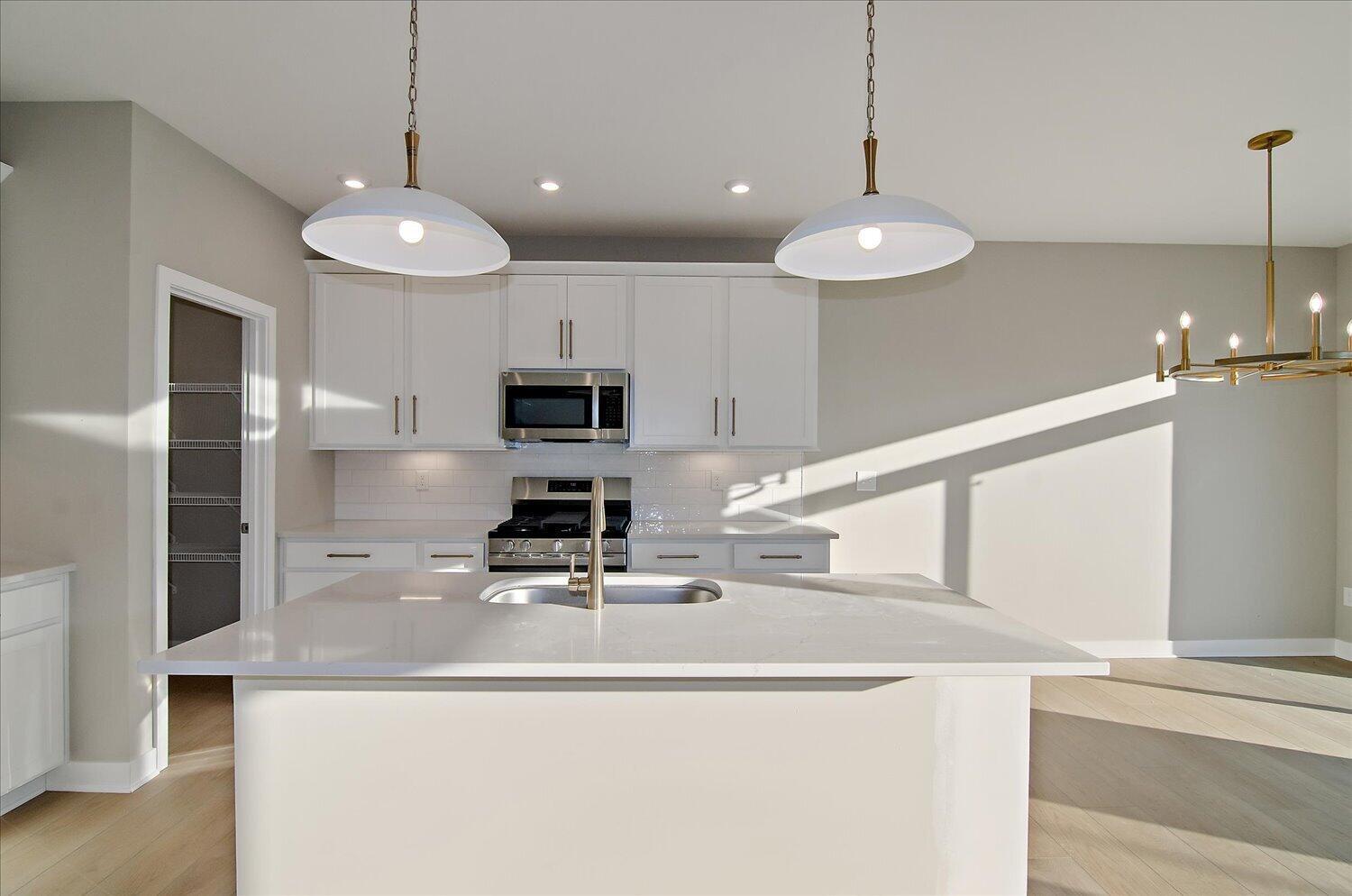 03-Kitchen