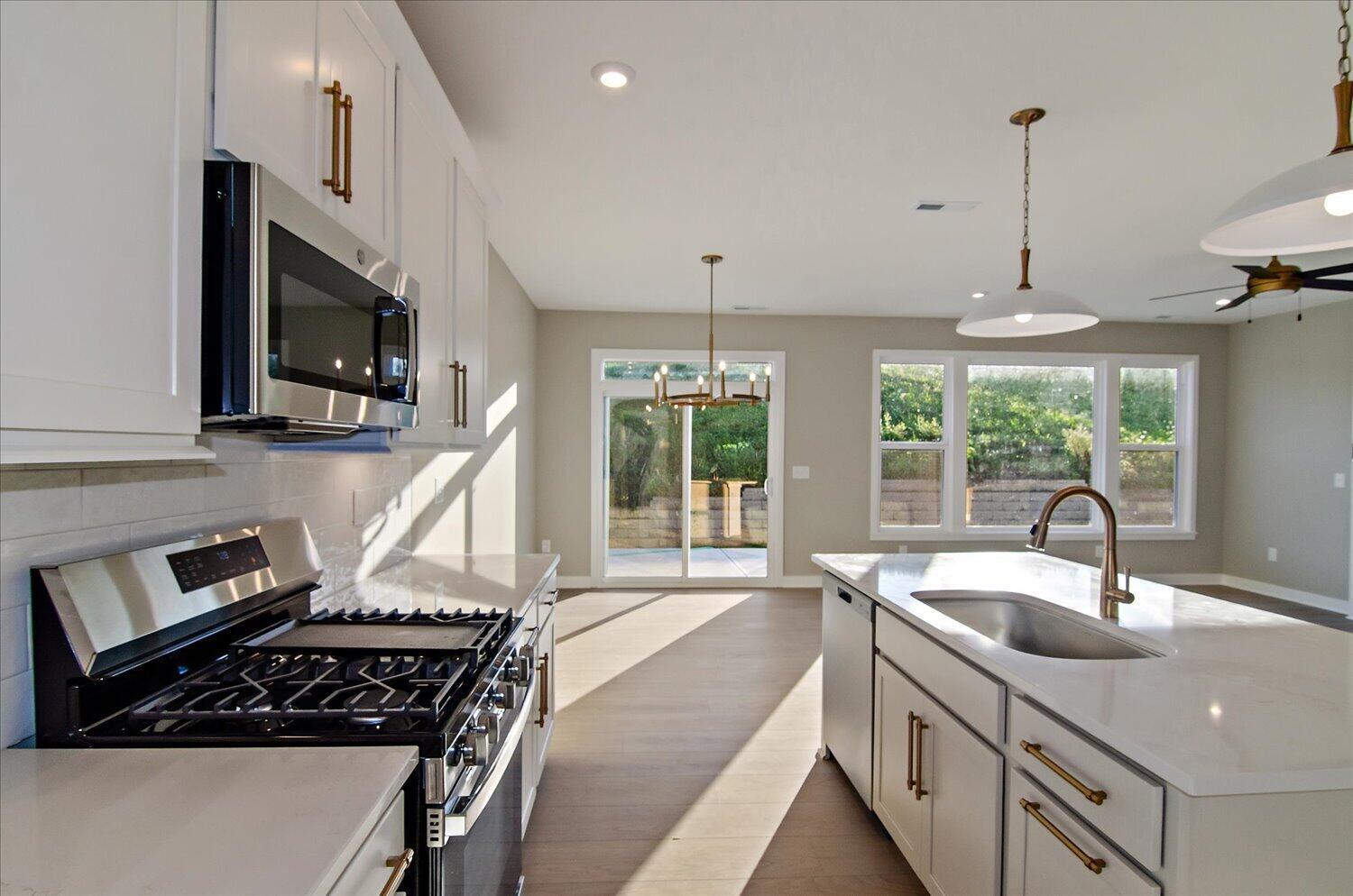 04-Kitchen