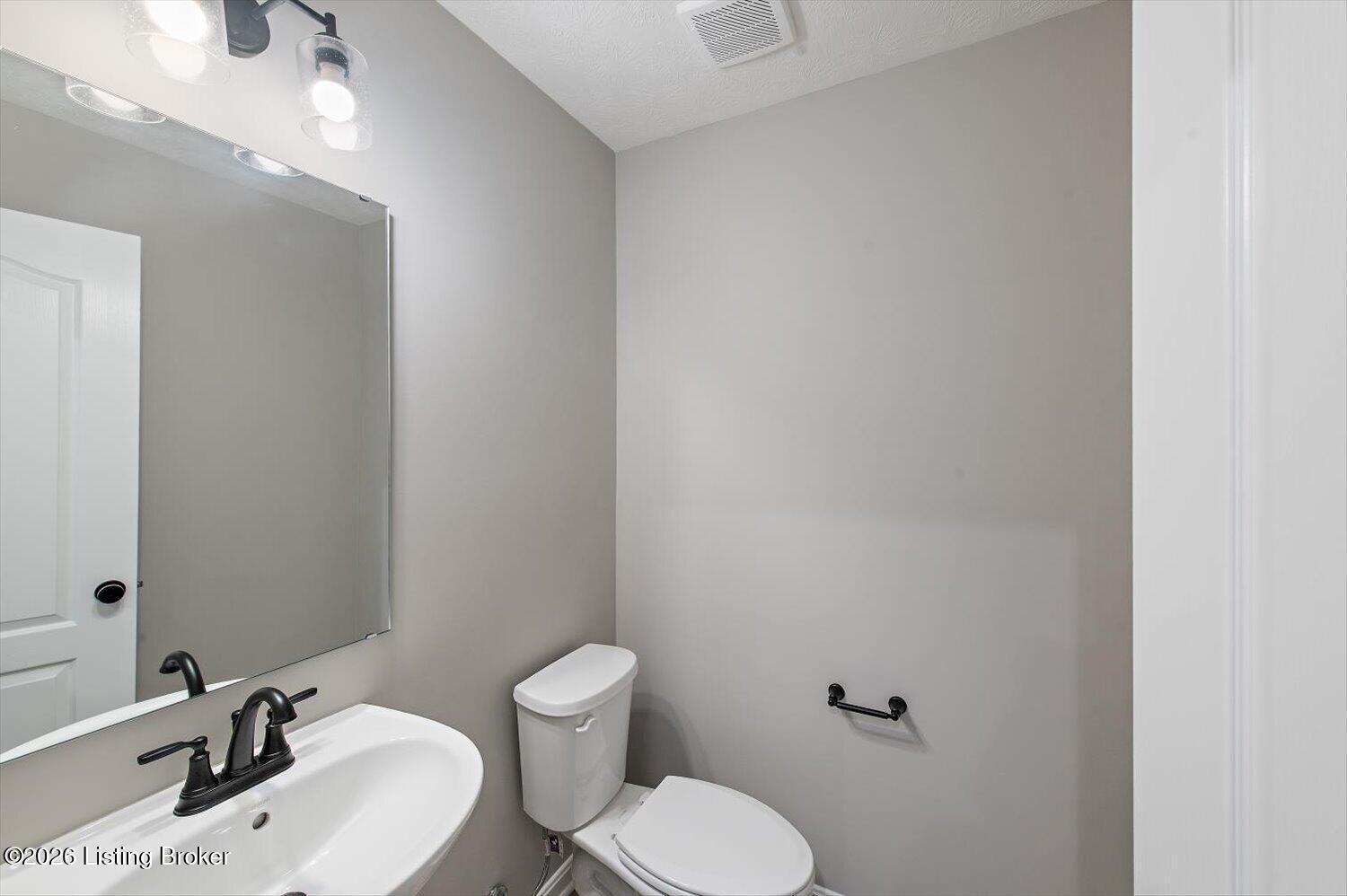 27-Powder Room
