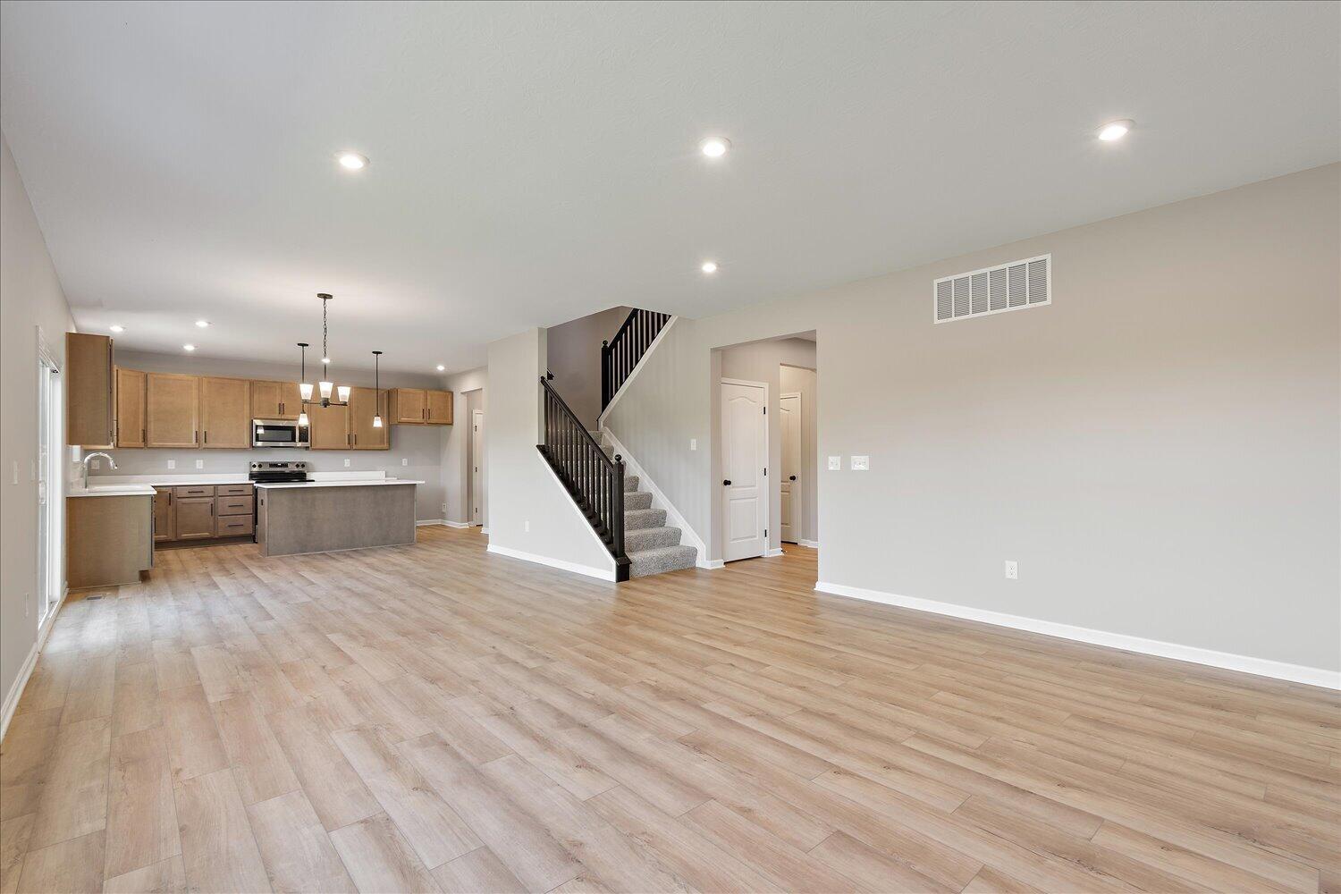 09-Living Room