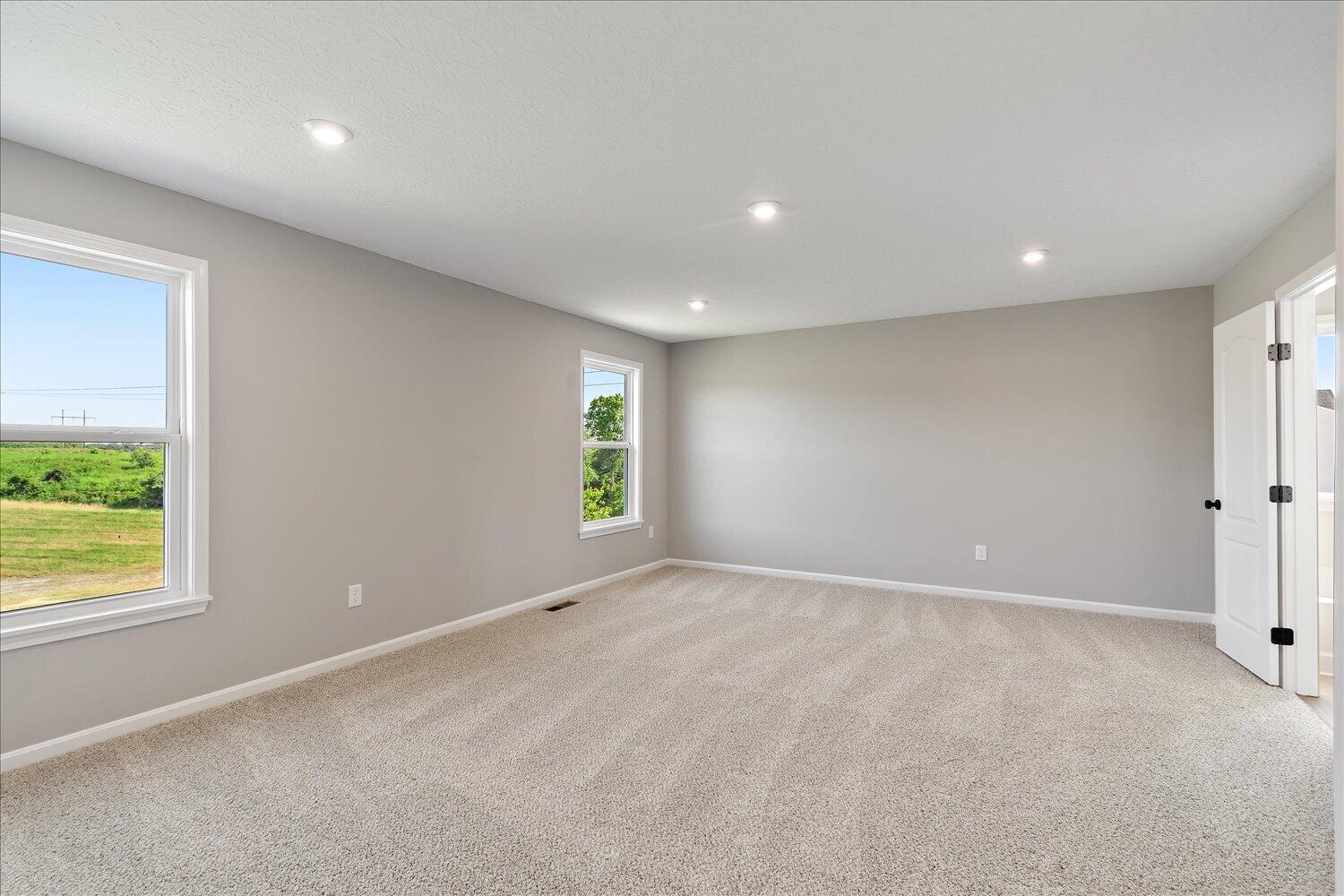 14-Primary Bedroom