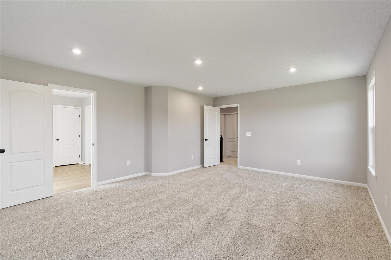 16-Primary Bedroom