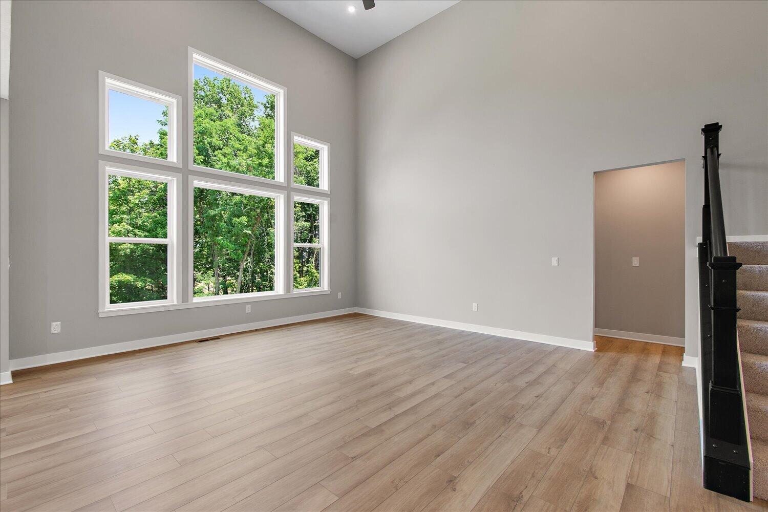 09-Living Room