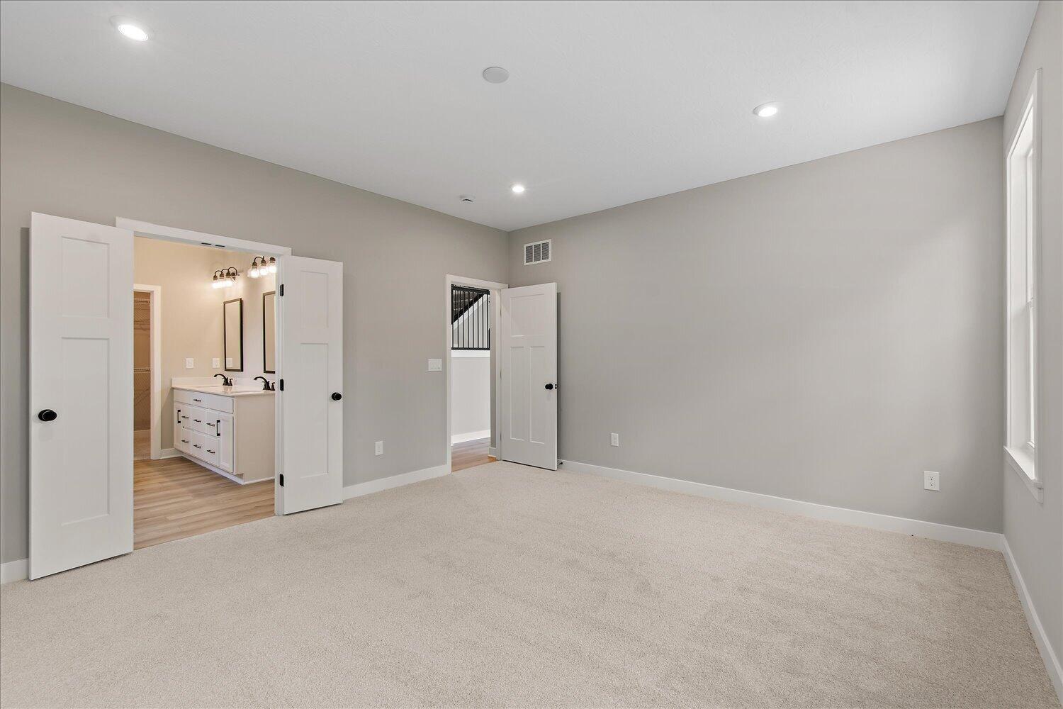 16-Primary Bedroom