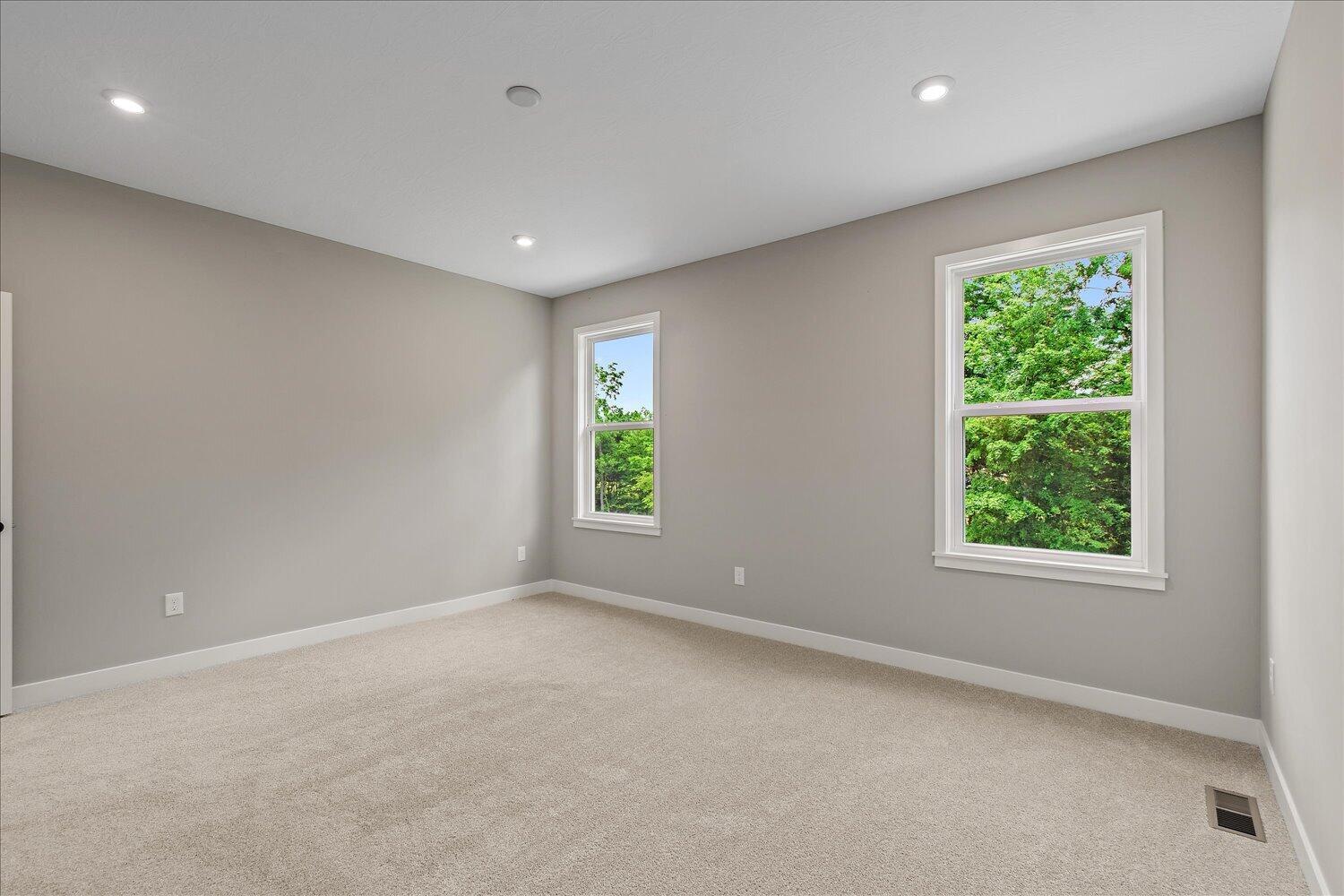 17-Primary Bedroom