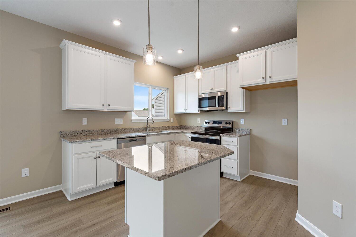 03-Kitchen