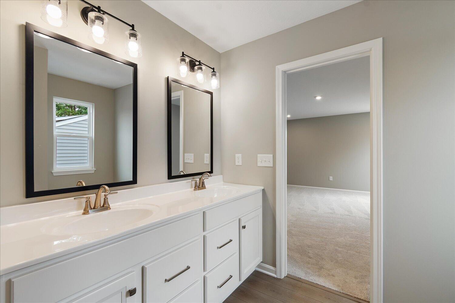 18-Primary Bathroom