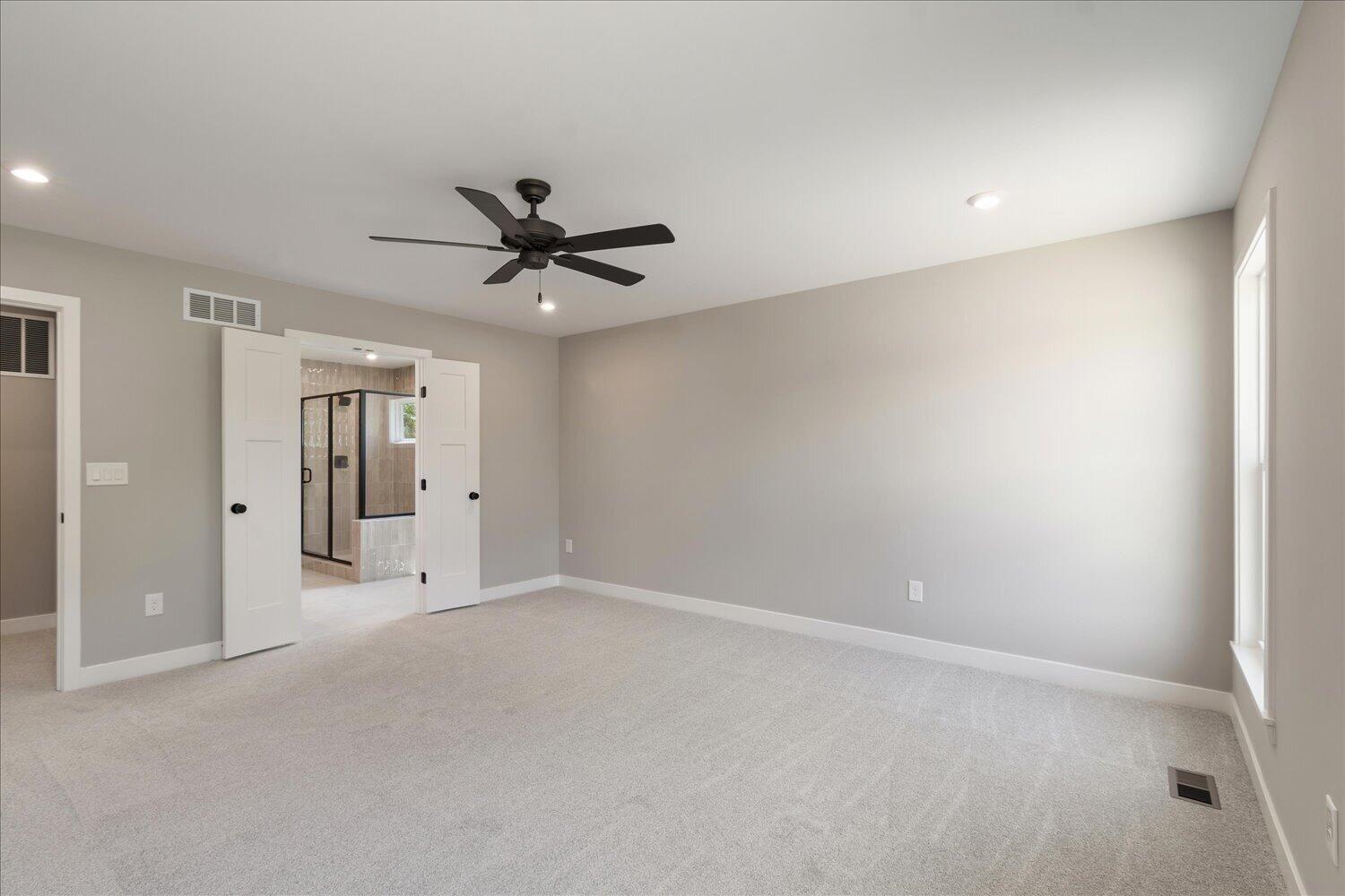 15-Primary Bedroom