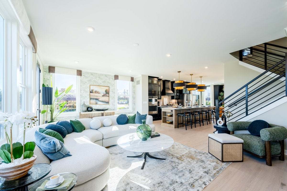 casa en The Pinnacle at Fort Mitchell por Fischer Homes
