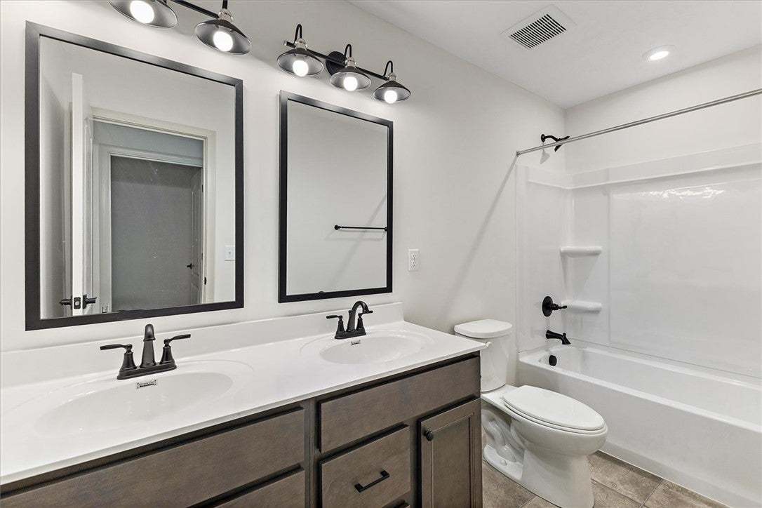 Clean lines and a double vanity highlight this mod
