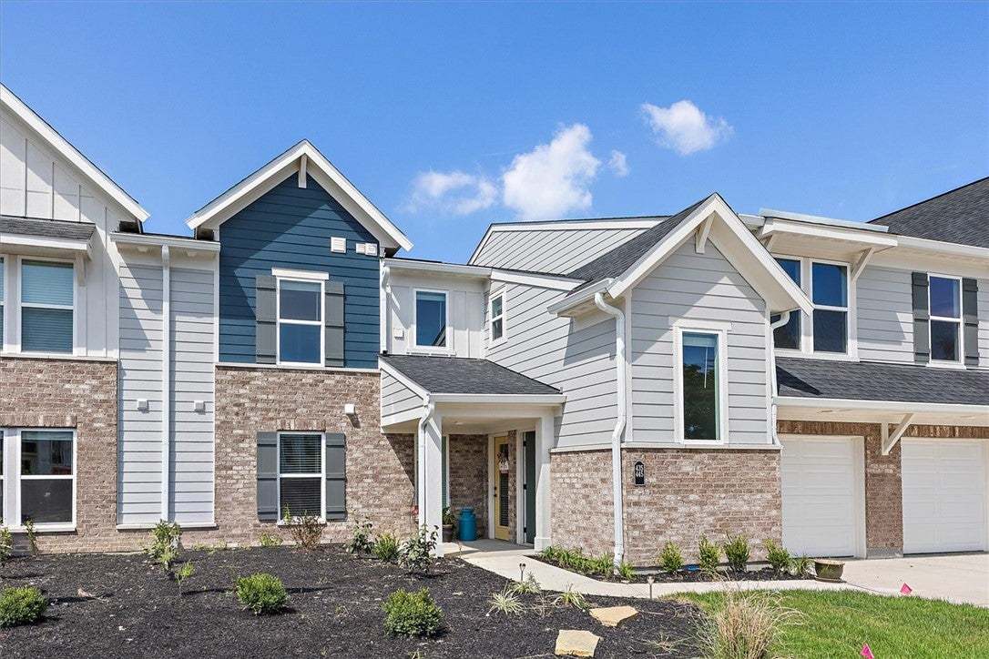 435 Pilot Point (Wexner - C)