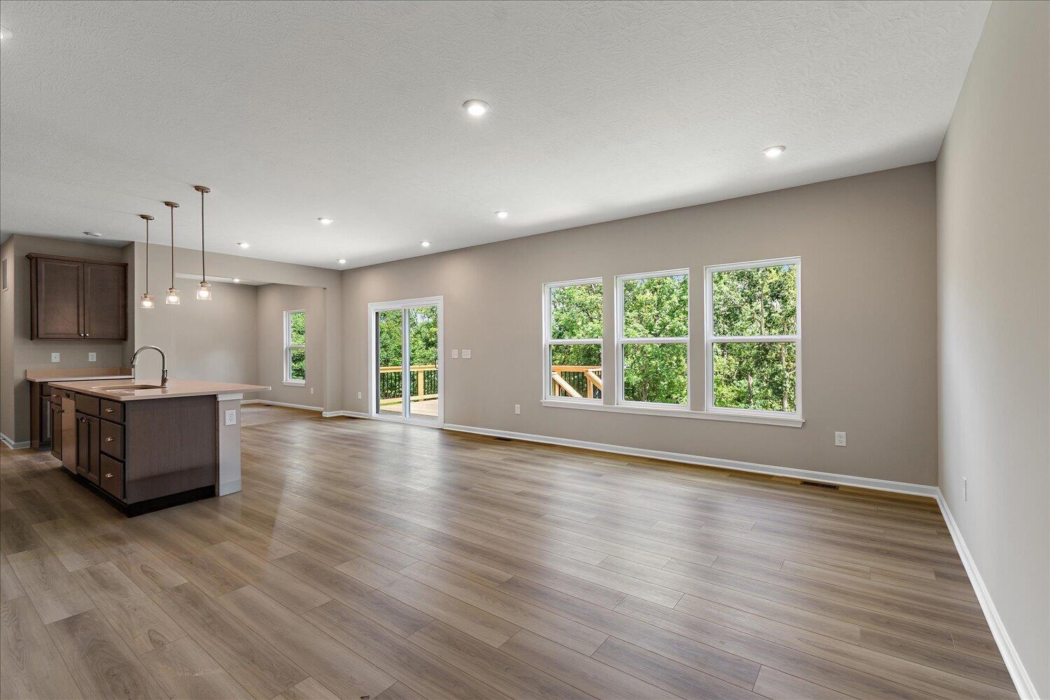 10-Living Room