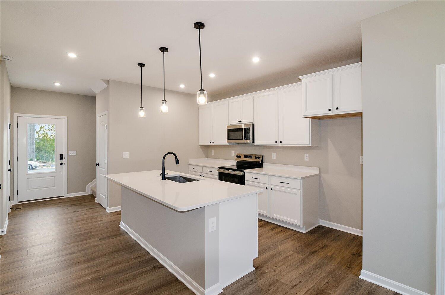 02-Kitchen