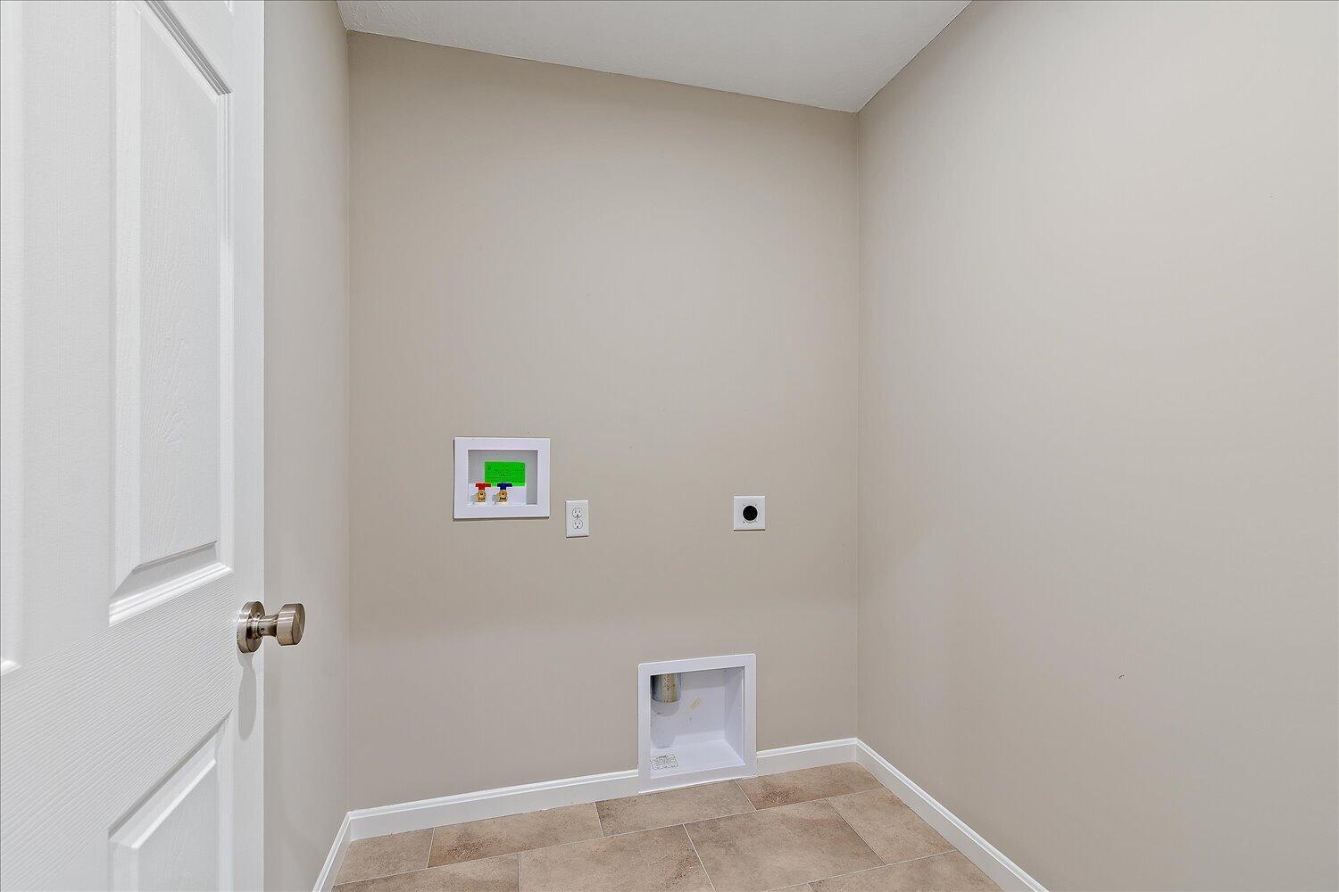 22-Laundry Room
