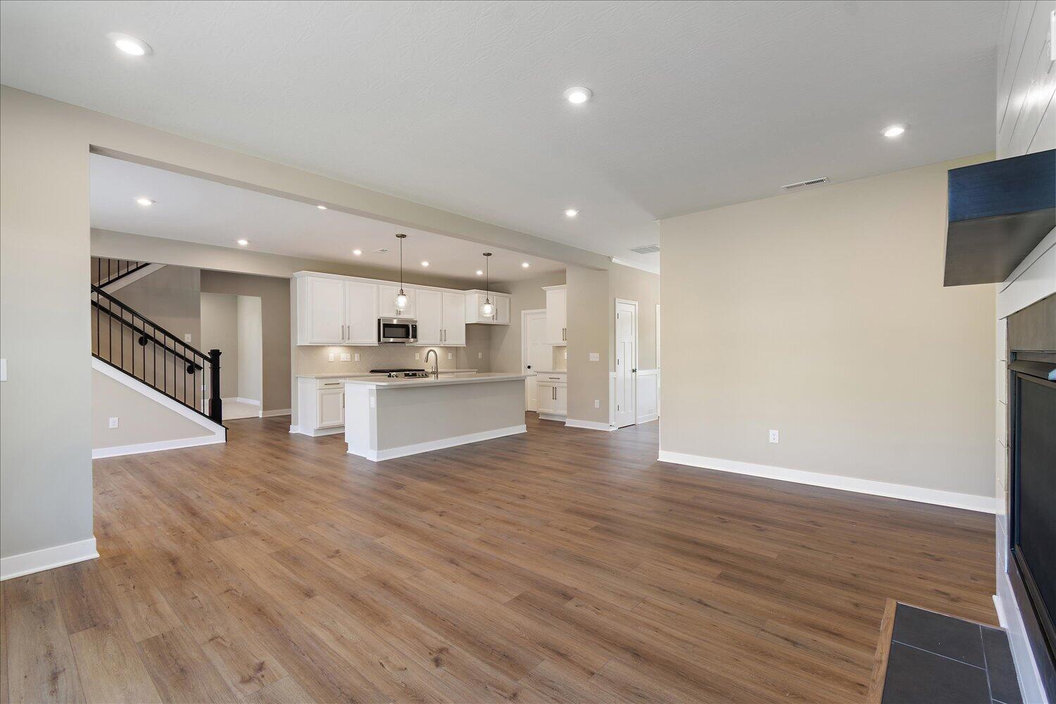 10-Living Room