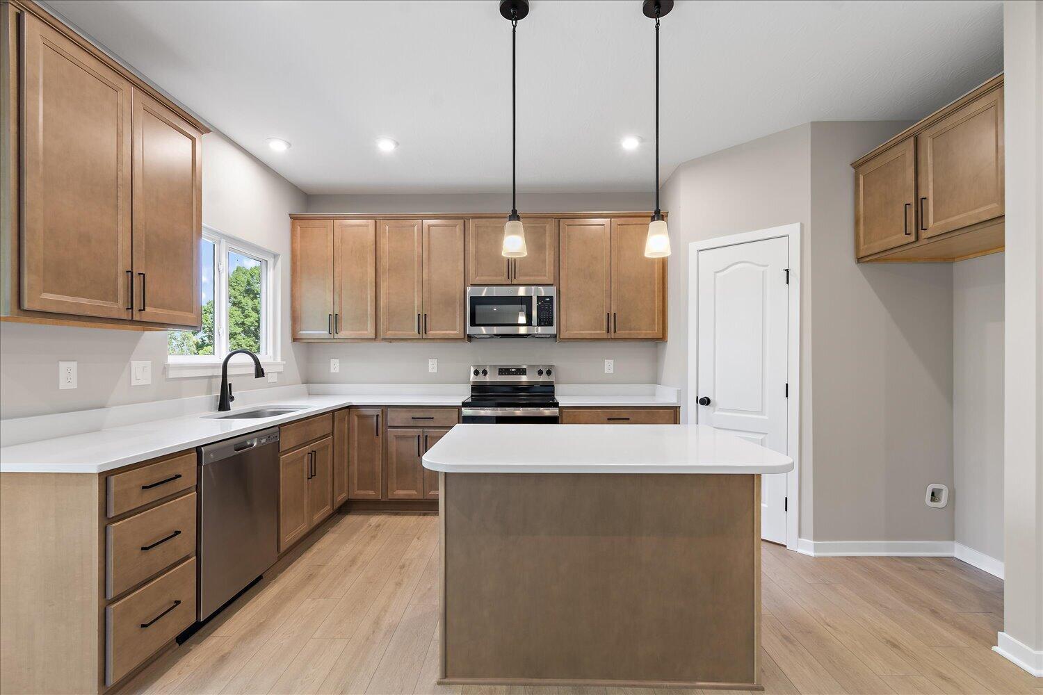 03-Kitchen