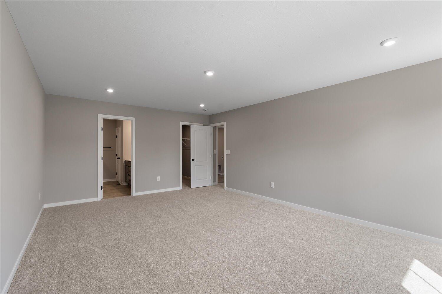 15-Primary Bedroom