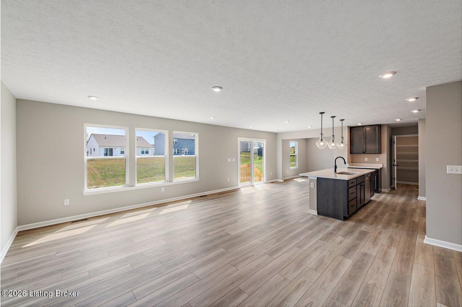 05-Living Room