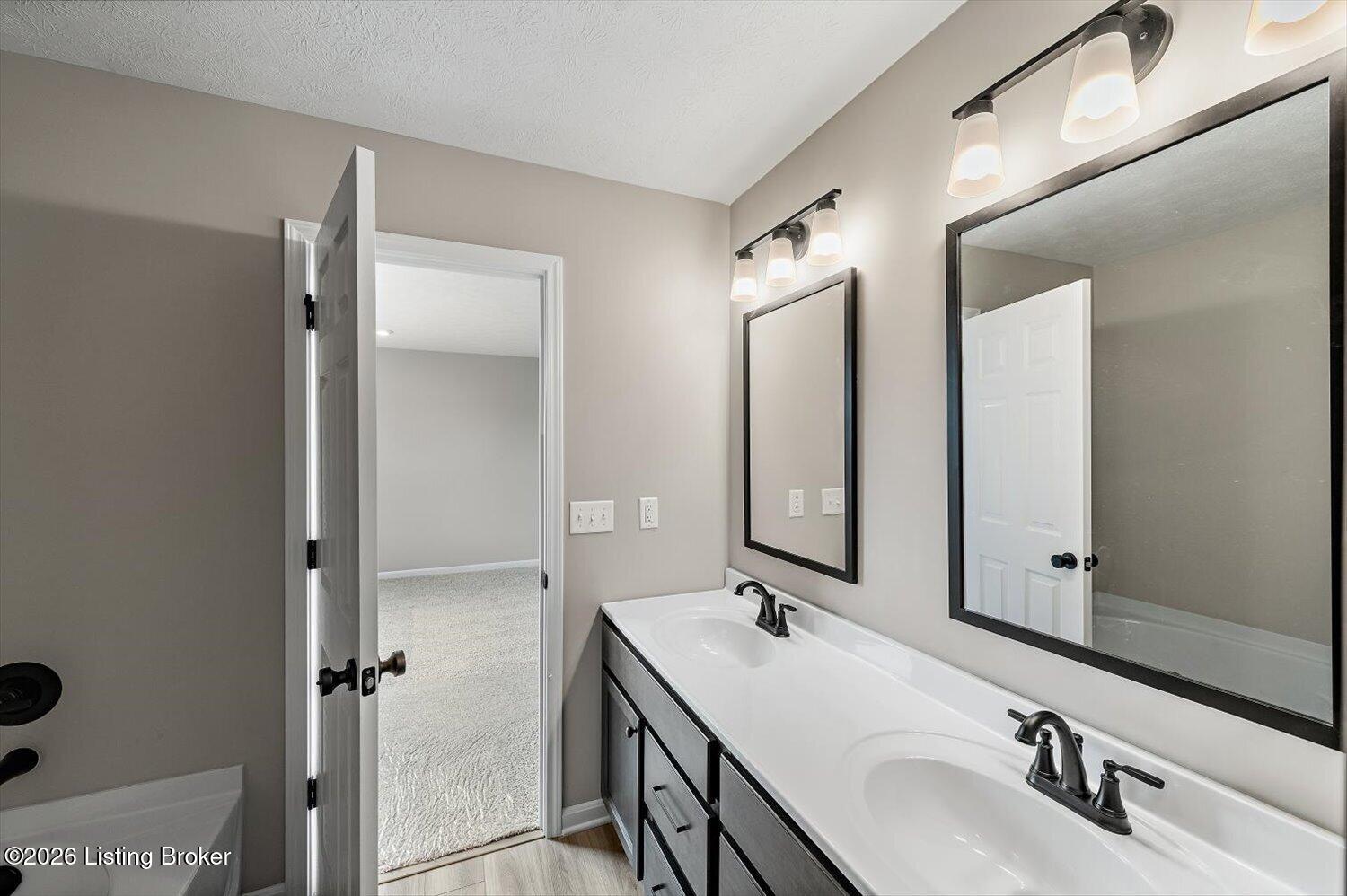 20-Primary Bathroom